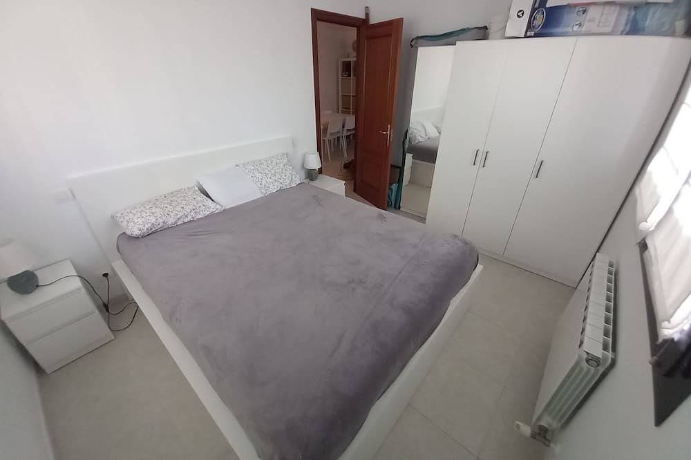 Ganze Wohnung, Bajo con jardín cerca de la playa. in Noja, Kantabrische Küste