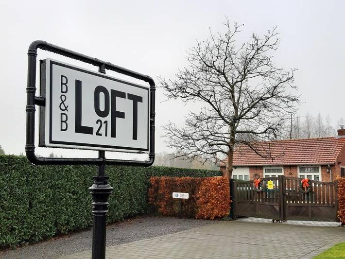 Location de vacances pour 4 personnes, avec piscine ainsi que vue et jardin dans Weelde - 3