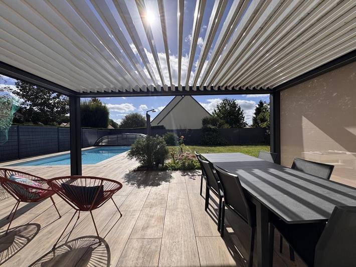 Location de vacances pour 8 personnes, avec jardin ainsi que piscine et terrasse à Moncé-en-Belin - 3