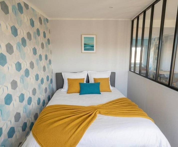 Gîte pour 2 personnes, avec balcon et vue dans Place D Armes Calais