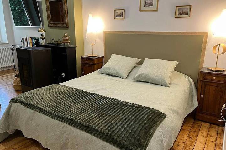 Gîte pour 4 personnes, avec jardin à Souvigny - 3