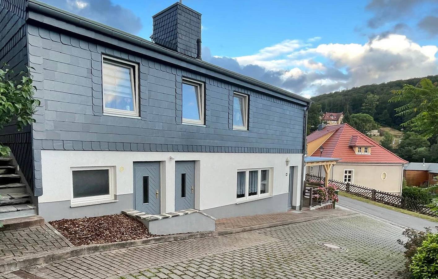 Ganze Ferienwohnung, Gemütliche Wohnung mit Terrasse, Parkplatz & WiFi in der Nähe des Stadtzentrums in Stolberg (Harz), Südharz