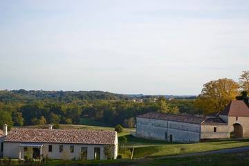 Location de vacances pour 8 personnes, avec jardin et terrasse à Gardegan-et-Tourtirac