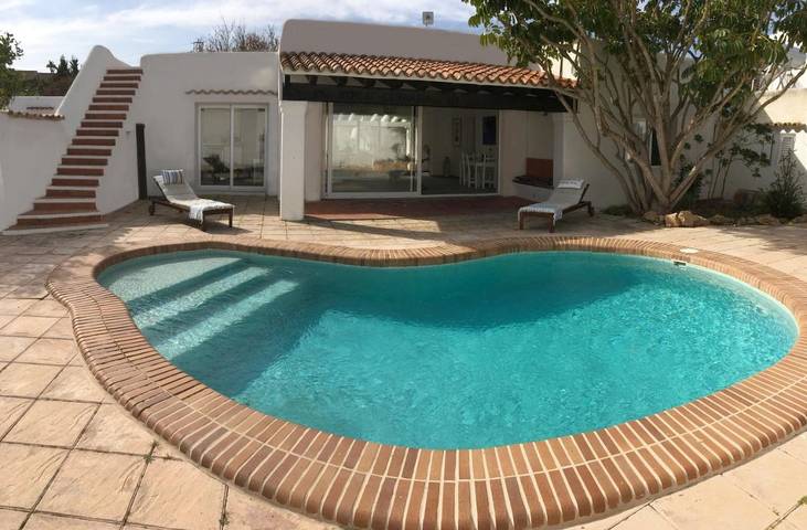 Chalet para 8 personas, con piscina y jardín, Se admiten mascotas en Ibiza - 3