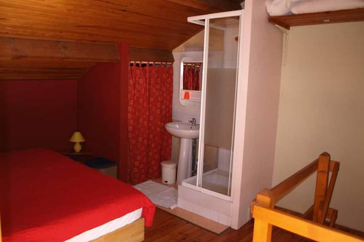 Gîte pour 4 personnes, avec jardin ainsi que piscine et terrasse à Rieussec - 3