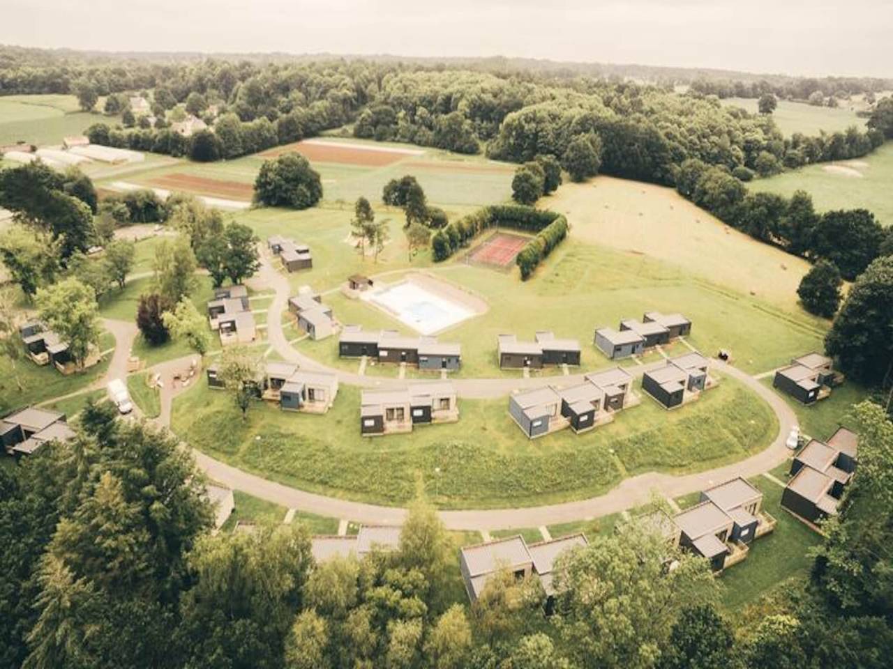 Apartamento entero, Cabaña en Rochefort cerca del Golfo de Morbihan in Rochefort-en-Terre, Región de Vannes