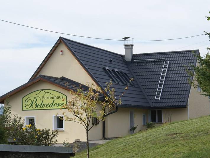 Ferienwohnung für 7 Personen, mit Balkon/Terrasse und Terrasse sowie Pool im Zittauer Gebirge - 2
