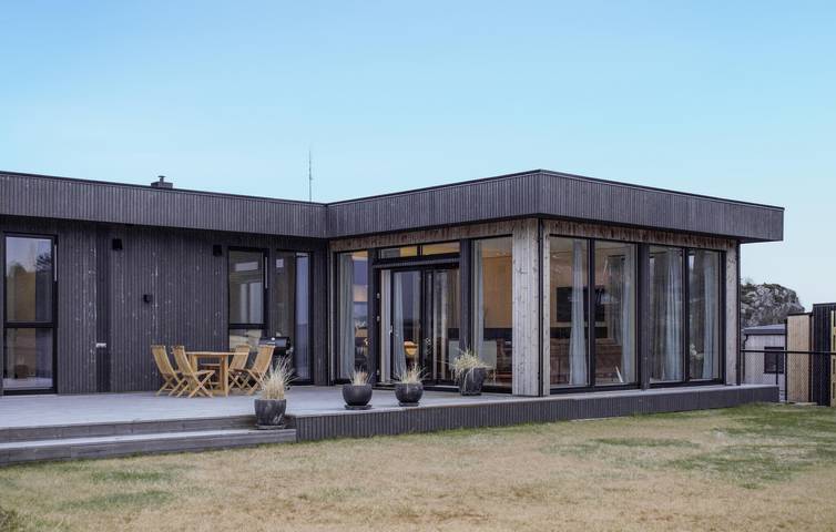 Ferienhaus für 7 Personen, mit Terrasse und Garten