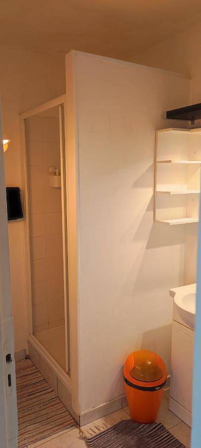 Gîte pour 2 personnes, avec balcon, animaux acceptés dans Gare De Gentilly - 2