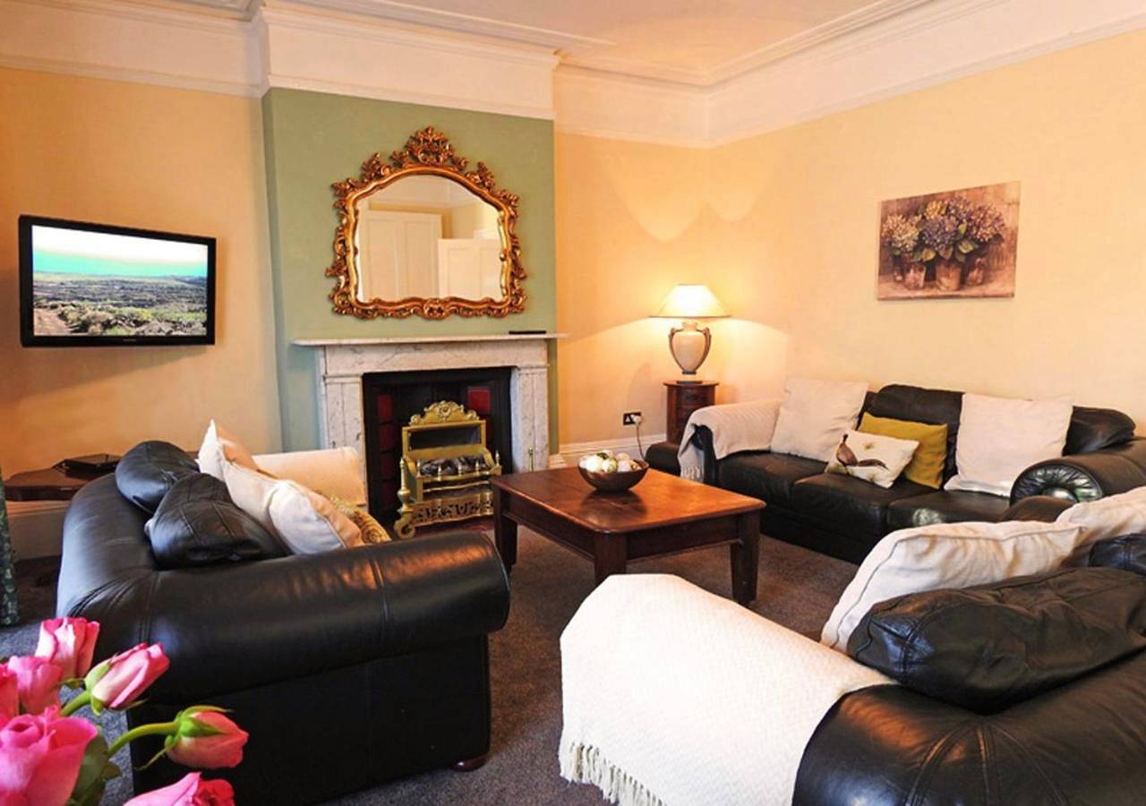 Seven-Bedroom House in Gosport, Hampshire