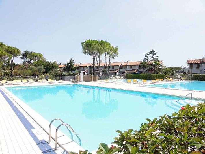 Filter.villa_pool.vacation_apartment für 6 Personen, mit Garten in Bibione