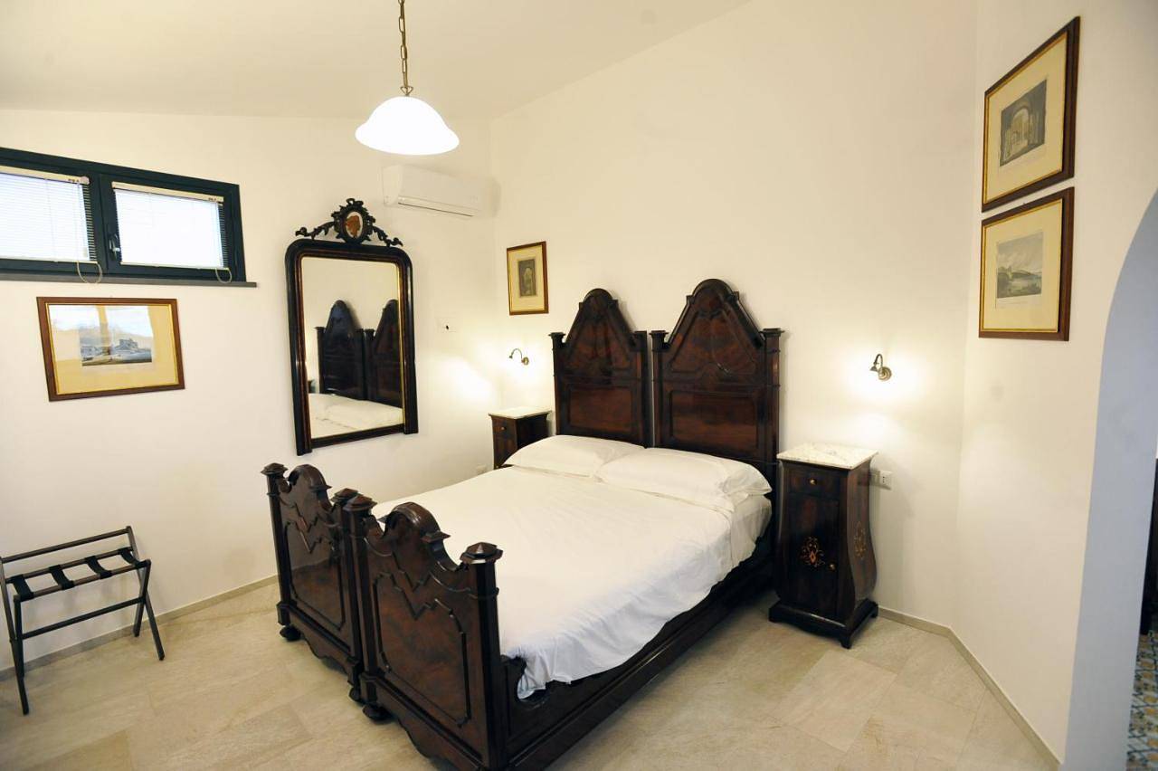 Double Room with Terrace in Trecastagni, Etna