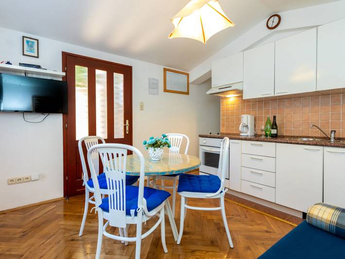 Bungalow für 2 Personen, mit Terrasse auf Krk - 2