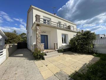 Gîte pour 10 personnes, avec terrasse dans Casino La Pastourelle