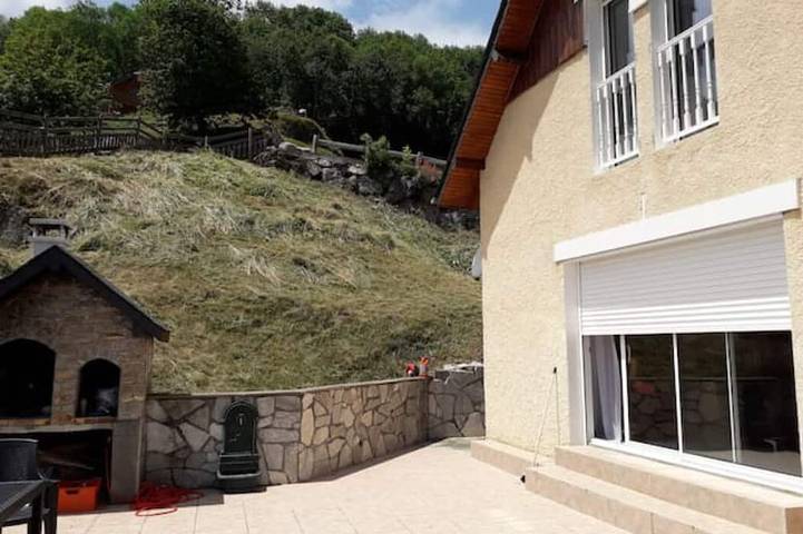 Gîte pour 12 personnes, avec balcon