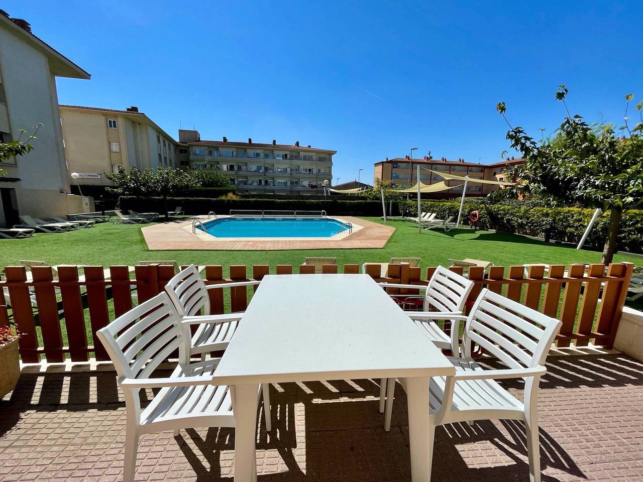 Ganze Wohnung, Modernes Apartment mit Terrasse, nahe beim Strand in L'Estartit in l'Estartit, Estartit