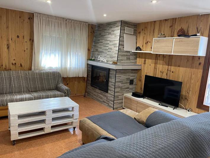 Casa rural para 12 personas, con piscina además de vistas y jardín en Provincia de Cuenca - 2