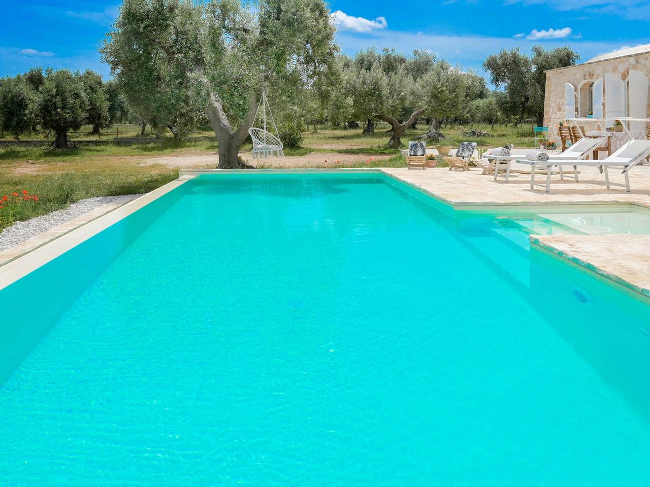 New Trullo Delori with Infinity Pool in Villa Castelli, Salento