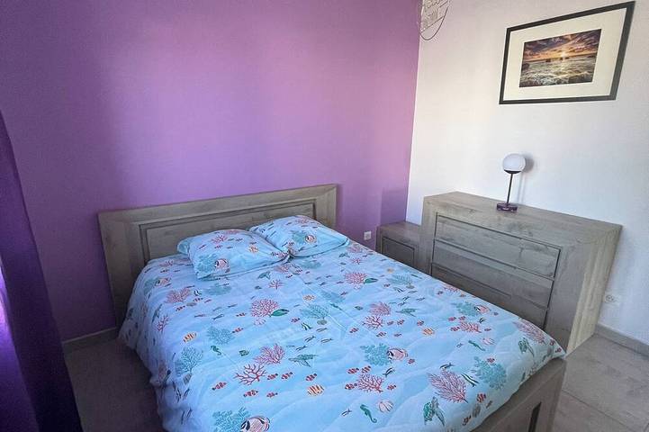 Location de vacances pour 6 personnes, avec terrasse et jardin à Proissans - 3