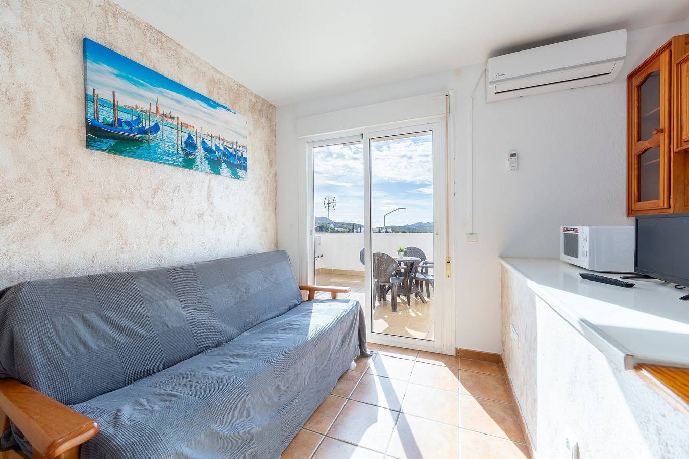 Ganze Wohnung, Ferienwohnung 'Maracas 2' mit Bergblick, privater Terrasse und Klimaanlage in Pozo de los Frailes, Níjar