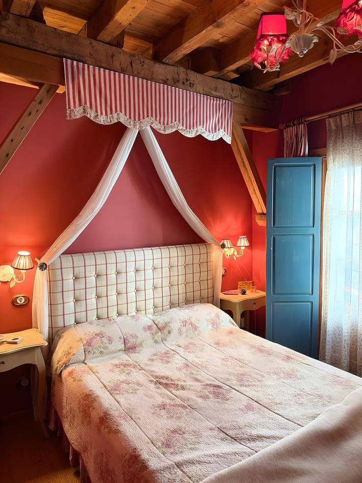 Casa rural para 2 personas, con balcón - 1