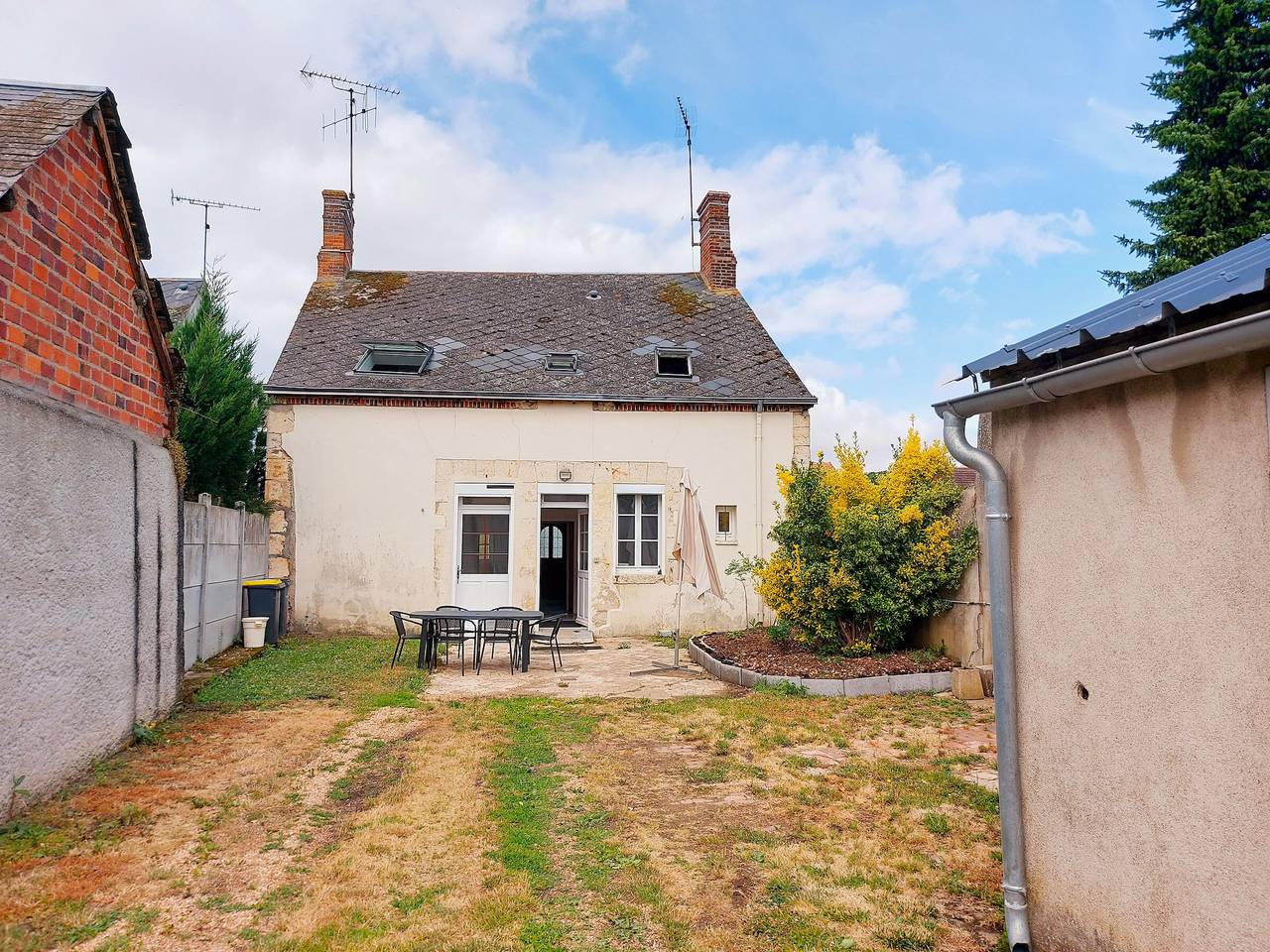 Geräumiges Ferienhaus im Herzen von Marboué in Marboué, Châteaudun und Umgebung
