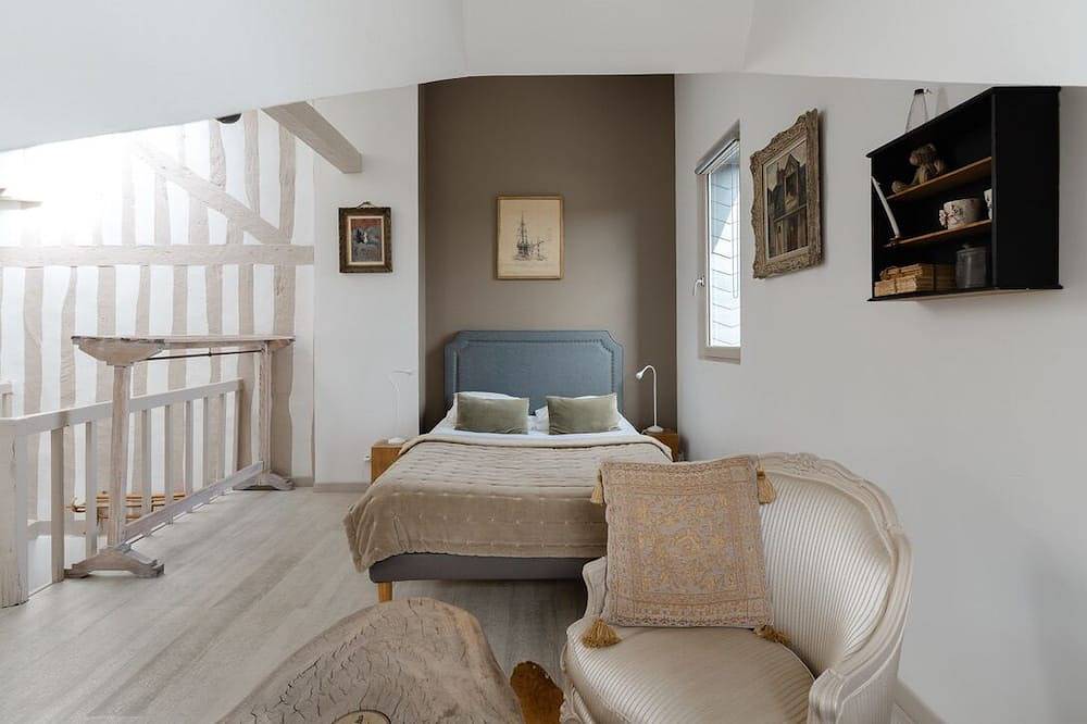 Apartamento entero, Estudio Con Encanto. Romántico. Calm. Centro Completo Renovación 2017. Muy Brillante in Honfleur, Region de Lisieux
