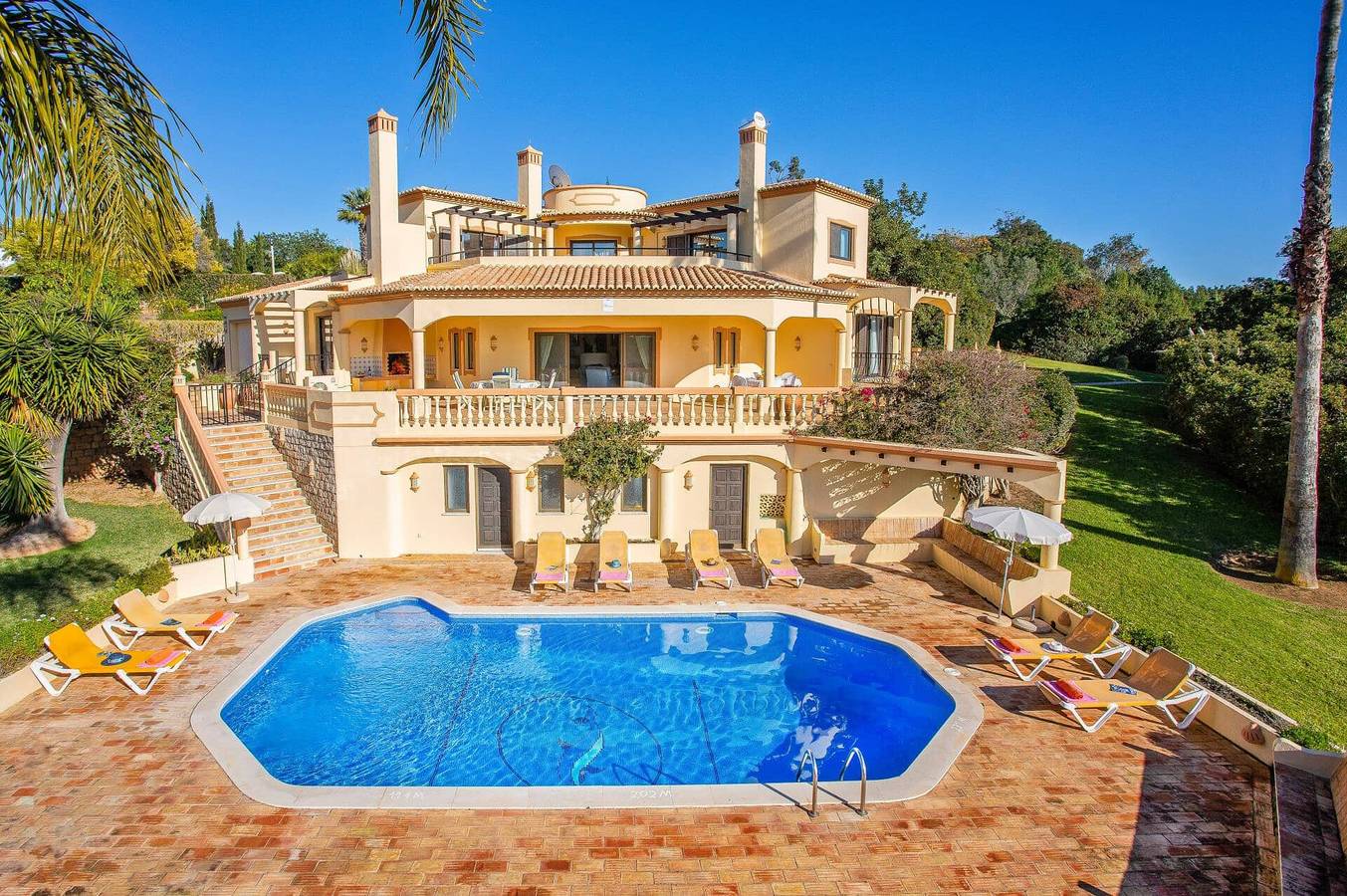 Villa für 8 Personen mit Garten in Carvoeiro, Lagoa