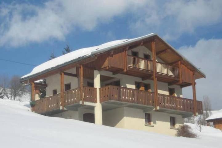 Gîte pour 7 personnes, avec Balcon à Valezan