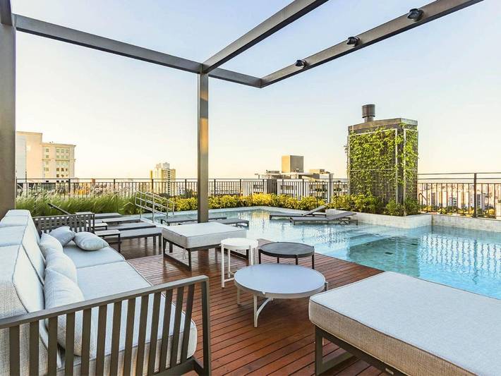 Casas e apartamentos de temporada para 2 pessoas, com piscina e terraço em Porto Alegre