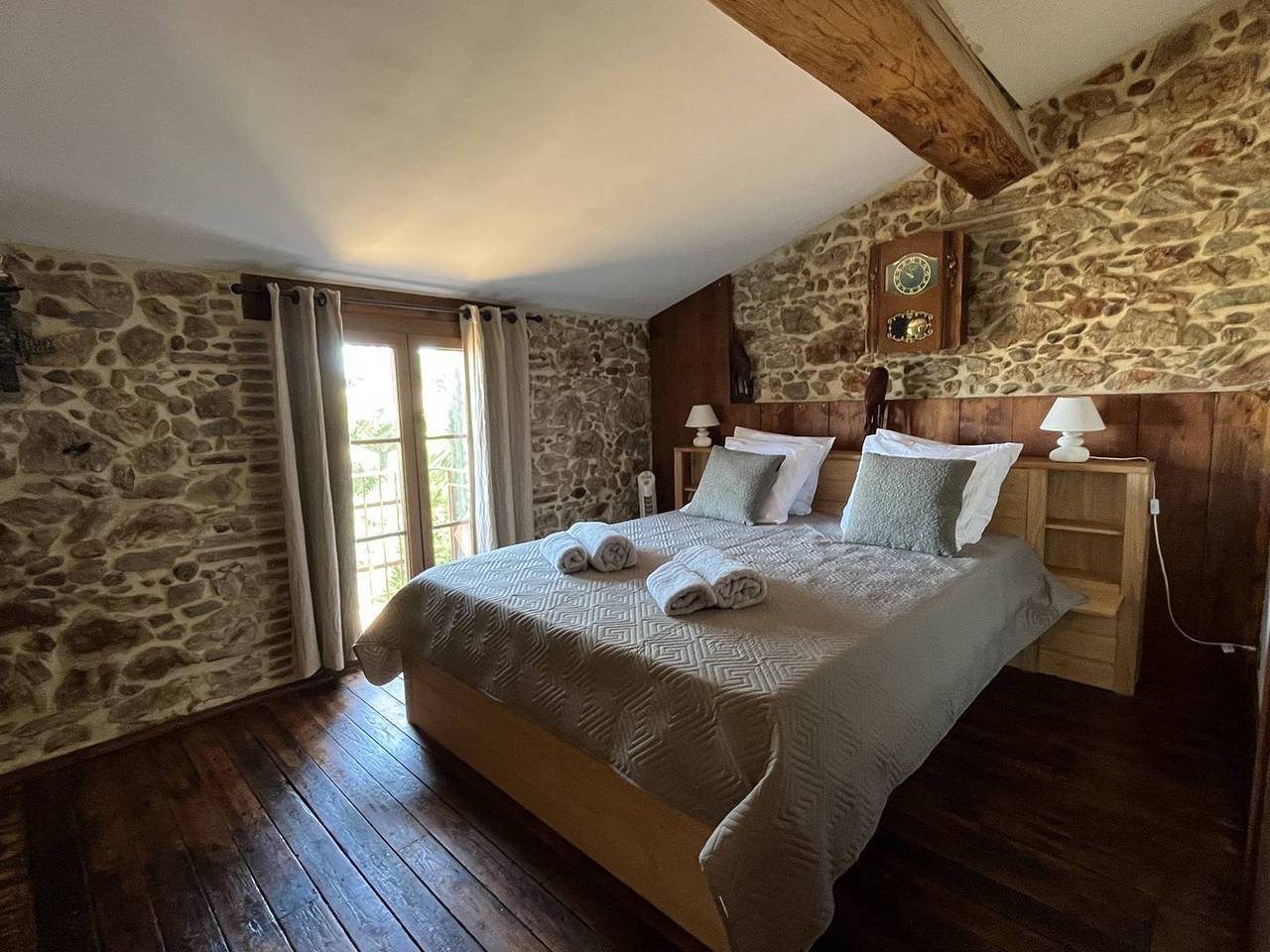 Appartement de vacances entier, Adresse de charme confidentielle au cœur du Roussillon 2Pr17 in Saint-Hippolyte (Languedoc-Roussillon), Côte d'Améthyste