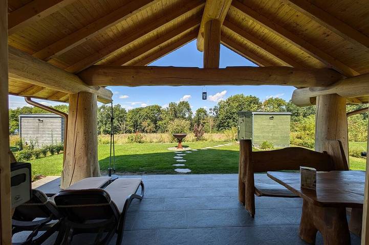 Blockhütte für 4 Personen, mit Sauna und Terrasse sowie Garten - 1