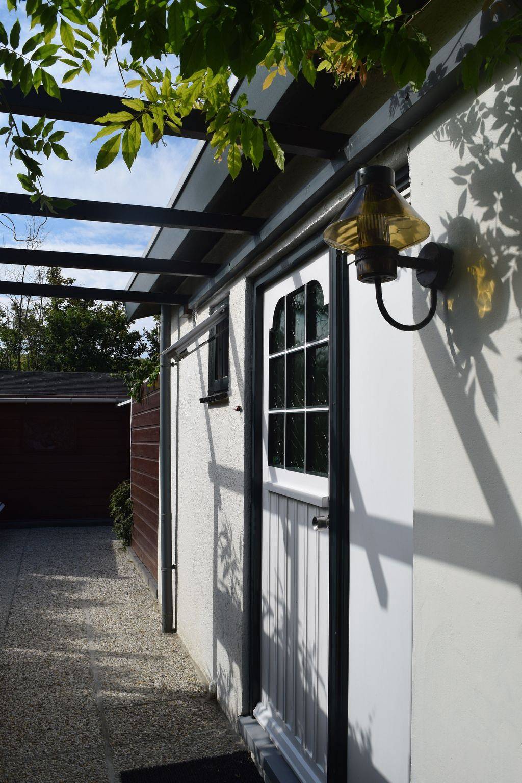 Kleines Haus mit Garten, direkt hinter dem Deich in Nederlandse Noordzeekust