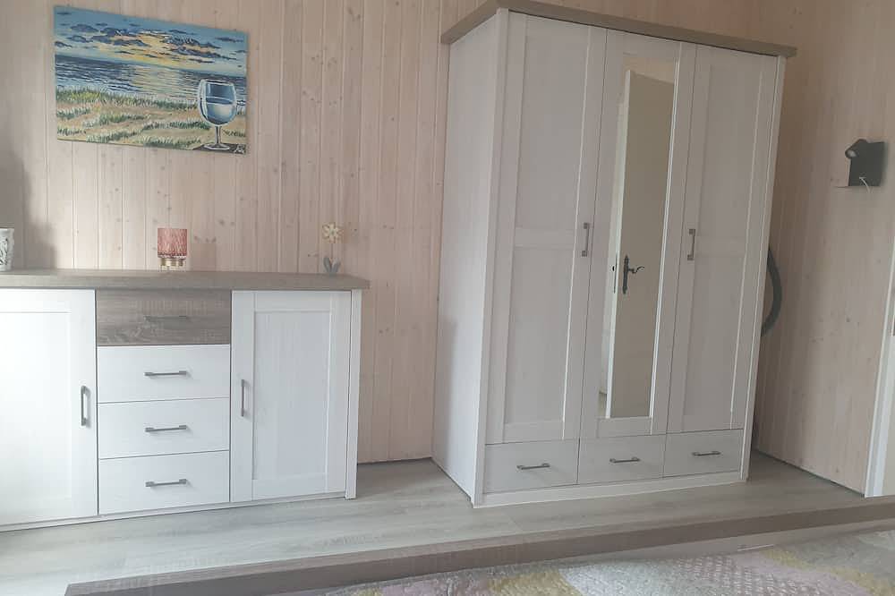 Ferienwohnung in Alleinnutzung  mit Garten und Teich, Nähe Sankt Peter Ording in Lehe, Halbinsel Eiderstedt