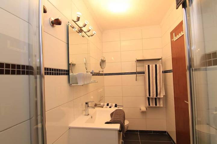 Ganze Wohnung, Wohnung Erdgeschoss in Fischen im Allgäu Haustiefreundlich in Fischen, Bayerisch Schwaben