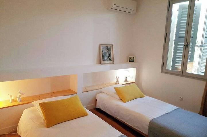 Location de vacances pour 6 personnes, avec balcon et piscine à Vallabrègues - 3
