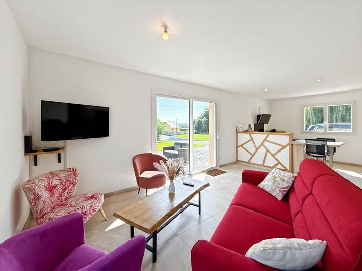 Location de vacances pour 11 personnes, avec vue et jardin, animaux acceptés dans Parigny - 2