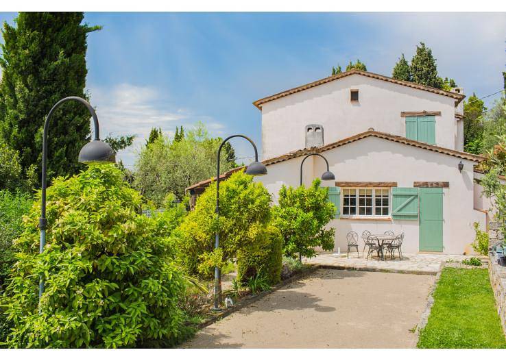 Manoir Clementina in Grasse, Côte méditerranéenne (France)