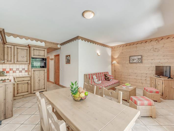 Chalet pour 6 personnes, avec piscine ainsi que sauna et terrasse à Champagny-en-Vanoise