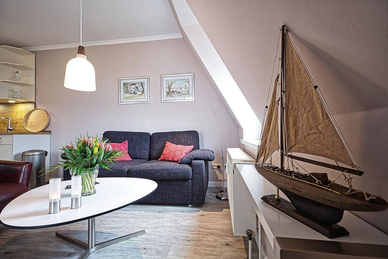 Ganze Wohnung, Liebevoll eingerichtetes Apartment mit tollem Balkon und nur 100 m zum Strand! in Boltenhagen, Nordwestmecklenburg (Wismar und Umgebung)