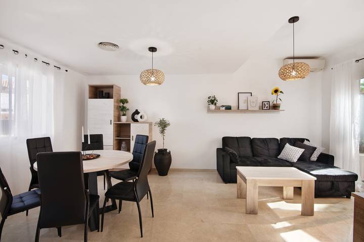 Maison de vacances « Estrella » avec vue sur la montagne, Wi-Fi et climatisation in Urbanizacion Costa Esuri, Ayamonte