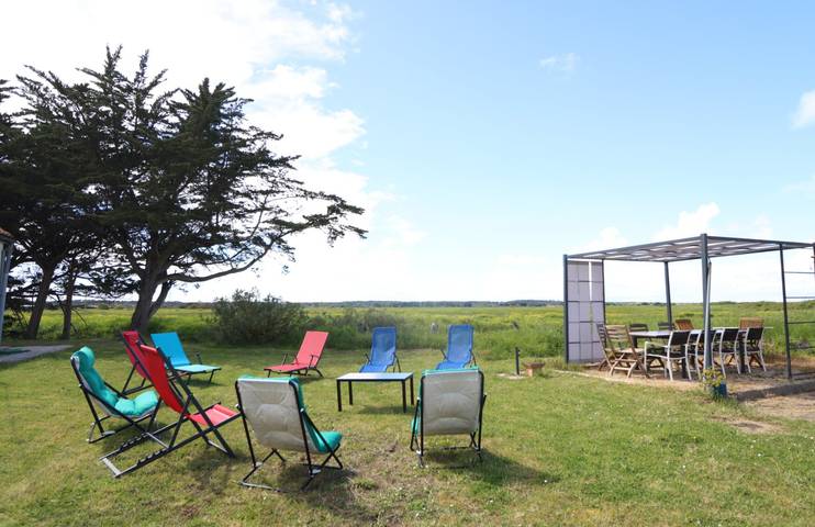 Gîte pour 10 personnes, avec jardin et terrasse, animaux acceptés en Vendée - 2