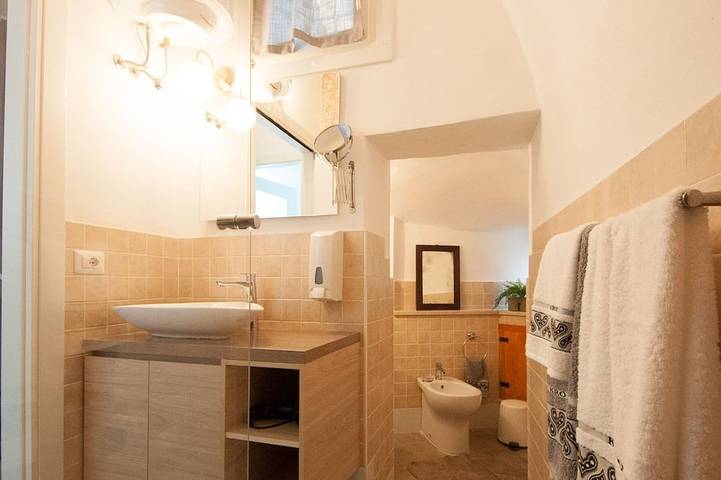 Gîte pour 3 personnes, avec terrasse, animaux acceptés à Sulzano - 3