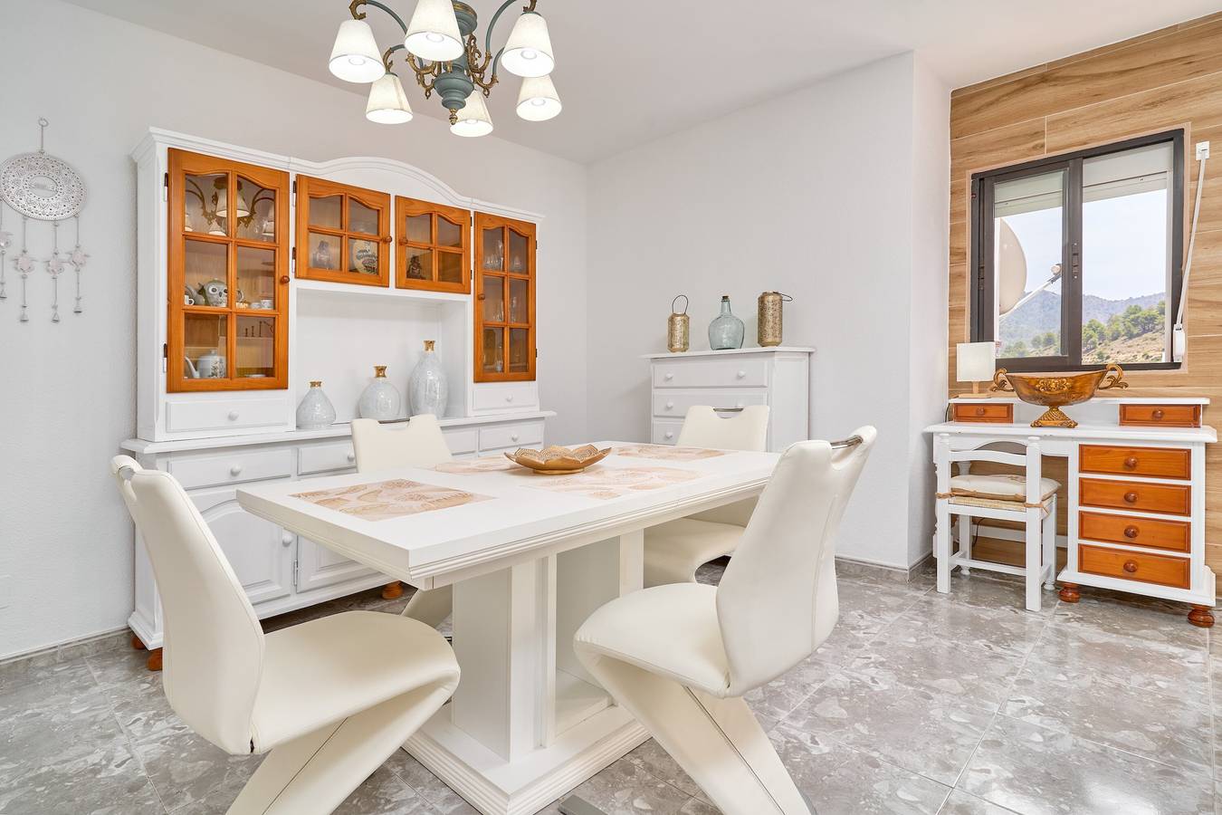 Ganze Wohnung, Ferienwohnung 'Axarquía 13' mit Meerblick, Wi-Fi und Klimaanlage in Frigiliana Road, Frigiliana
