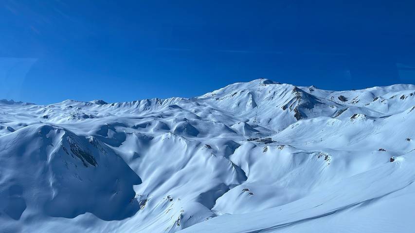 Ferienwohnung für 6 Personen, mit Garten und Ausblick, mit Haustier in den Schweizer Alpen - 2