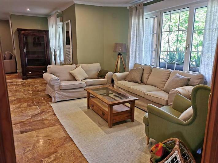 Casa de vacaciones para 8 personas, con piscina además de jardín y vistas en Provincia de Madrid - 3