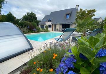 Gîte pour 11 personnes, avec jardin et terrasse dans Plage de Locmiquel