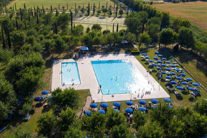 Ferieleilighet for 4 personer, med Hage og Barnebasseng i Grosseto