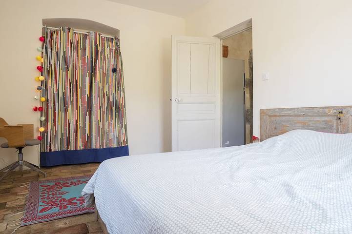 Location de vacances pour 9 personnes, avec jardin et terrasse, animaux acceptés à Labeaume - 3