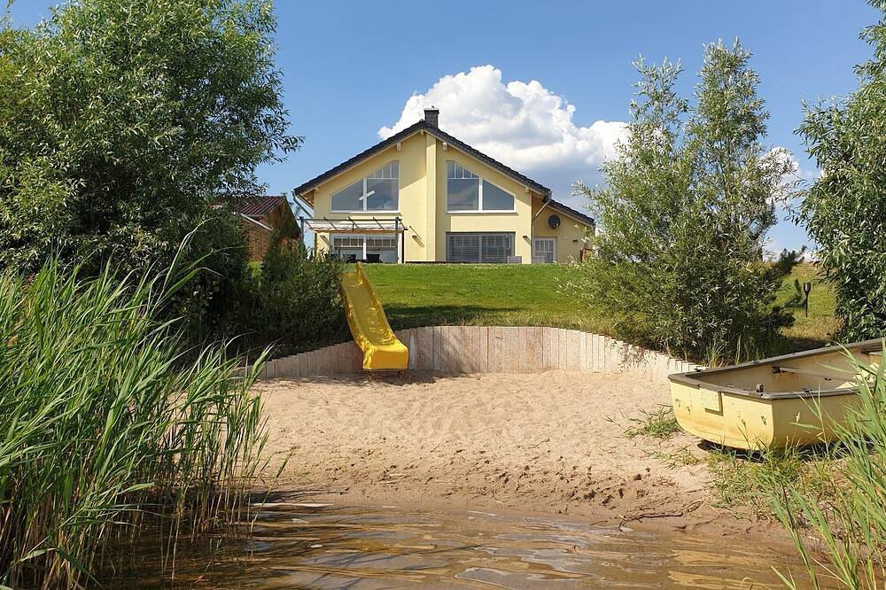 Privatstrand! Haus \"Wolkenlos\" mit Kamin & Sauna direkt am Strand in Löbnitz, Nordsachsen